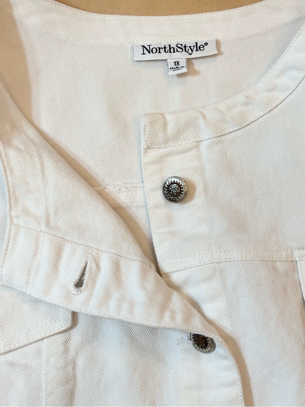North style Women's White Cropped Button-Front Jean Jacket - Picture 8 of 14